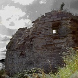 Башня крепости на берегу Волхова